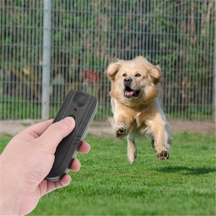 Multifunctional Electronic Ultrasonic Dog Repeller, Animal Training Device, Pet Anti-Barking Exile Training Device