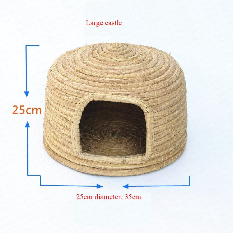 Pet grass nest