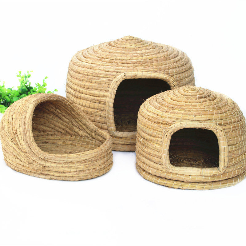 Pet grass nest